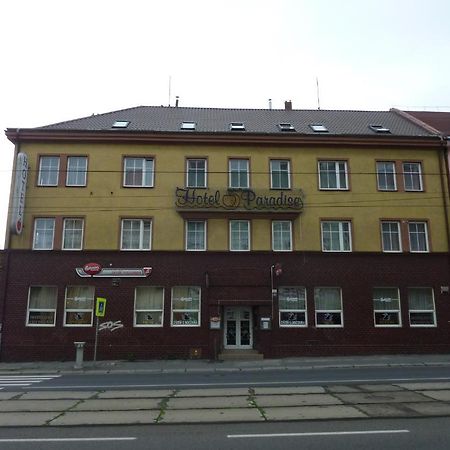 Hotel Paradise Ostrava Kültér fotó